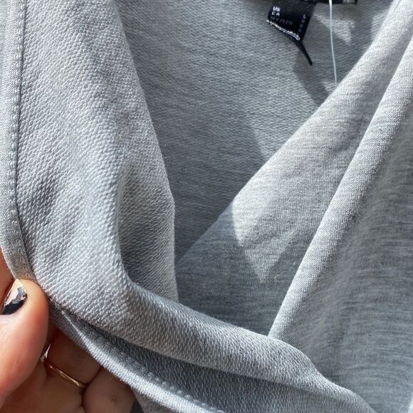 Forever 21 heather gray romper - Picture 10 of 10